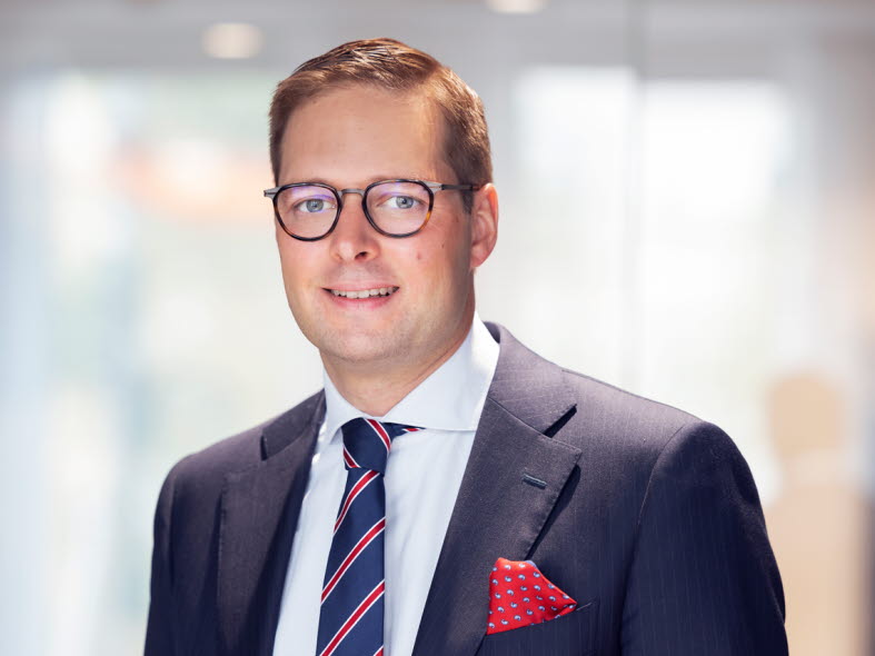 Kristoffer Aspelin - Senior Private Banker Kristoffer Aspelin
