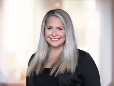 Sarianne Puuronen - Investment Specialist Sarianne Puuronen